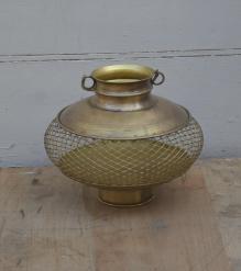 IRON POT