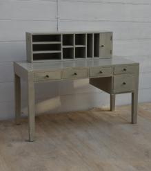 2 PIECE SOLID WOOD DESK W/ 5 DRAWERS + ORGANIZER