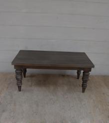 SOLID WOOD COFFEE TABLE