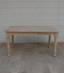 SOLID WOOD DINING TABLE