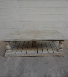 SOLID WOOD COFFEE TABLE