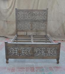 HAND CARVED WOODEN KING SIZE BED