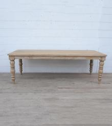 SOLID WOOD DINING TABLE W/ TURNED LEG