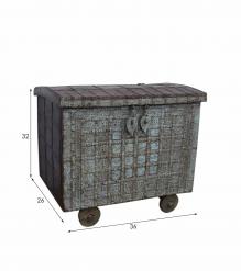 SOLID RECLAIMED WOOD & IRON LIFT TOP TRUNK