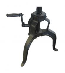 Round Iron Cranking Bar Table