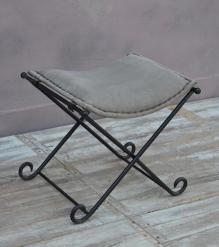 STOOL