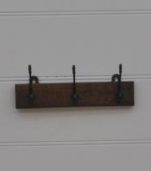 RECLAIMED WOOD 3 HOOK HANGER