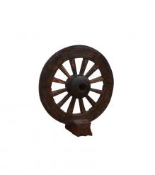 SOLID WOOD WAGON WHEEL FREE STANDING
