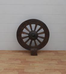 SOLID WOOD WAGON WHEEL FREE STANDING