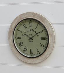 WOODEN CLOCK