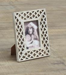 WOODEN PHOTOFRAME