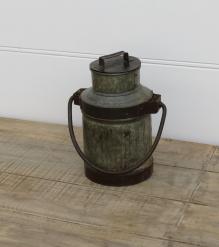 iron small milk pot 