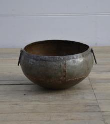 IRON POT