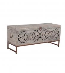 CARVed trunk / coffee table