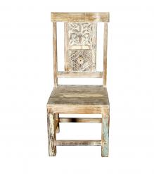 WOODEN CHAIR 