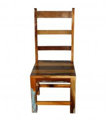 WOODEN CHAIR 