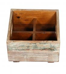 WOODEN BOTTLE HOLDER