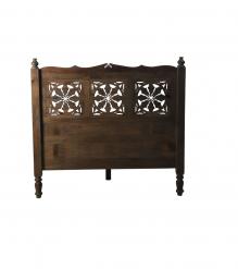 QUEEN BED