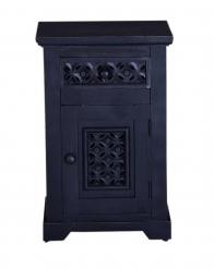 CARVED WOOD END TABLE / NIGHTSTAND