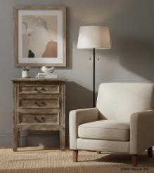 SOLID WOOD END TABLE / NIGHTSTAND 3 DRAWER