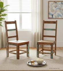 WOODEN CHAIR