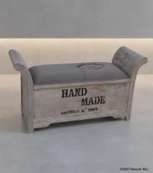 UPHOLSTERED STORAGE BENCH TRUNK