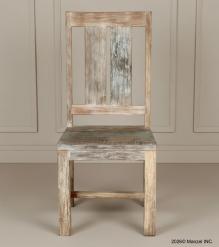 WOODEN CHAIR