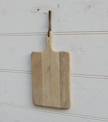 WOODEN CHOPPING BOARD