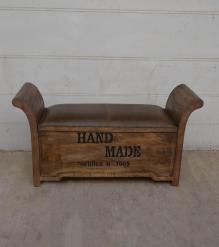 UPHOLSTERED STORAGE BENCH TRUNK