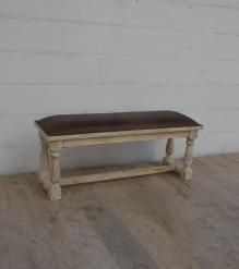 UPHOLSTERED SOLID WOOD BENCH