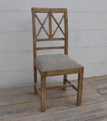 Dining chair