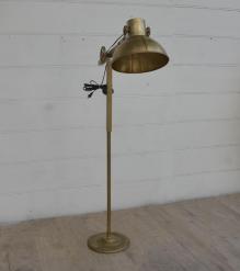 INDUSTRIAL METAL FLOOR LAMP
