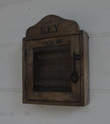 SOLID WOOD & GLASS KEY BOX