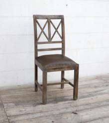 WOODEN CHAIR