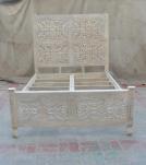 HAND CARVED SOLID WOOD Queen bed