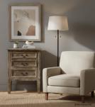 SOLID WOOD END TABLE / NIGHTSTAND 3 DRAWER