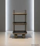 IRON TRAY WITH STAND 