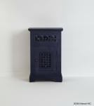 CARVED WOOD END TABLE / NIGHTSTAND