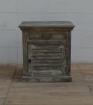 SOLID WOOD END TABLE / NIGHTSTAND W/ 1 DRAWER & 1 DOOR