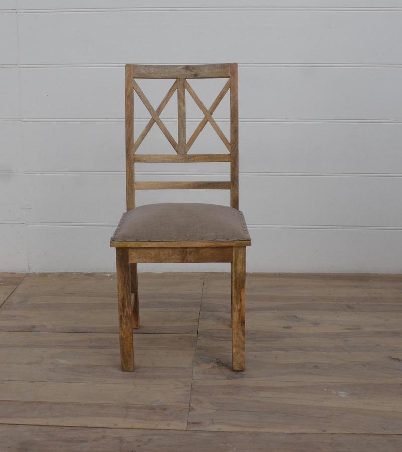 WOODEN CHAIR