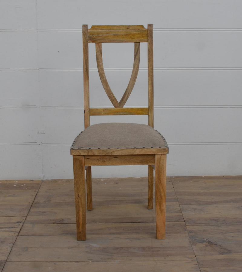 WOODEN CHAIR