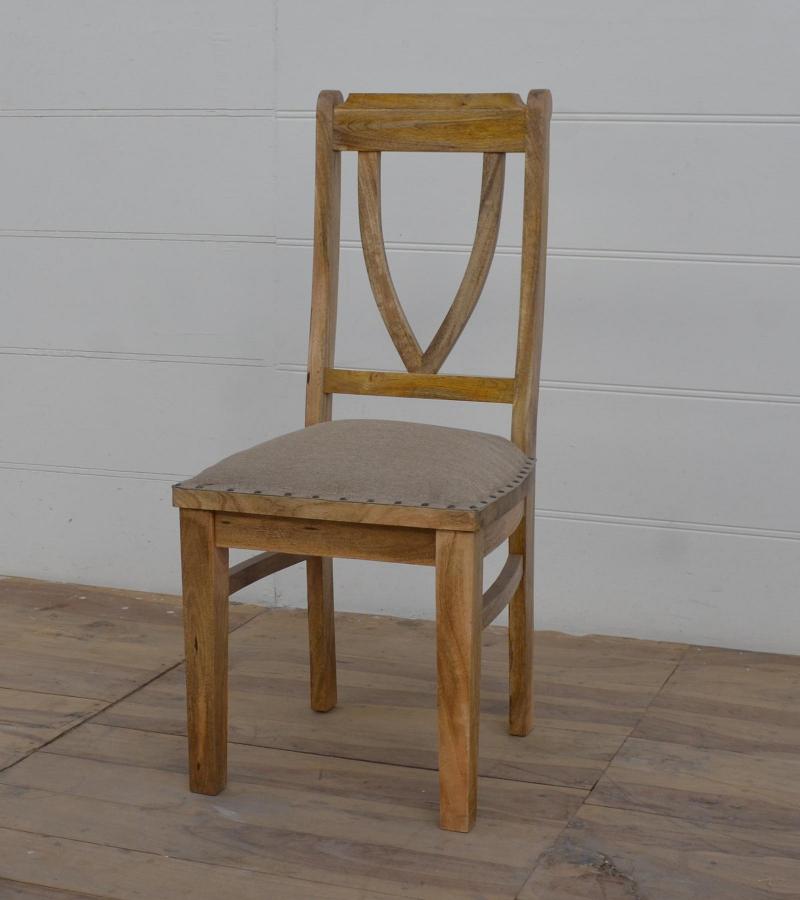 WOODEN CHAIR