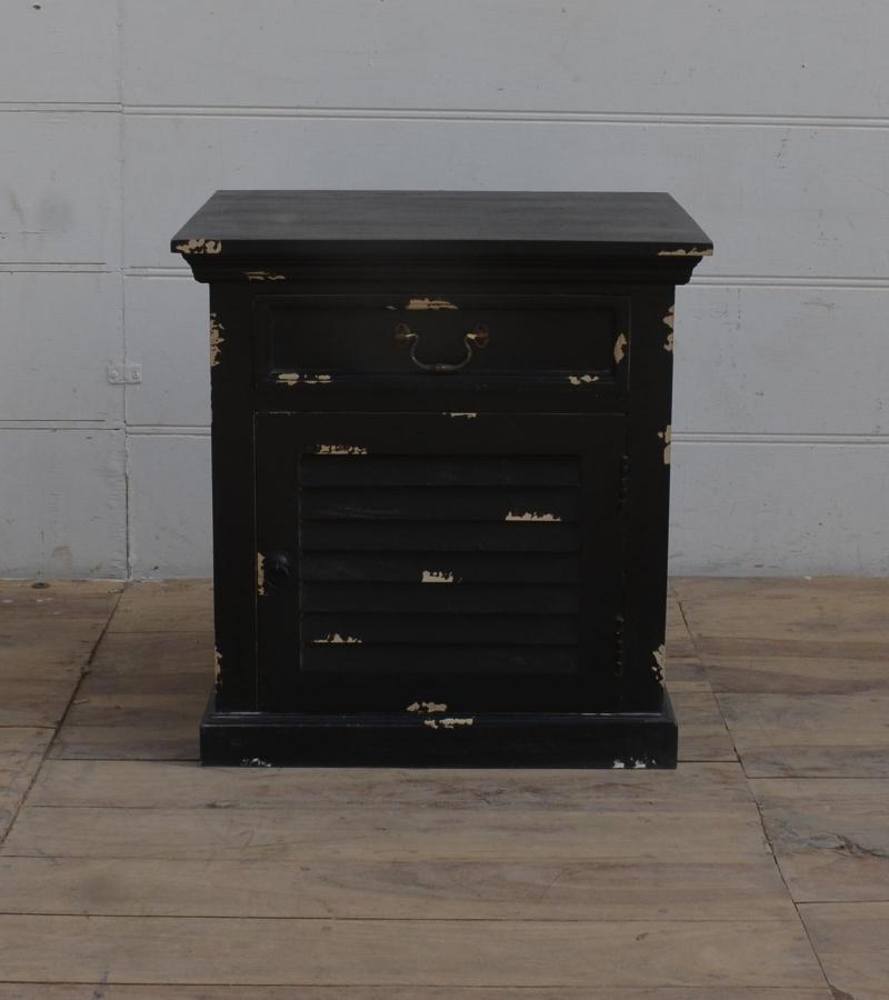 SOLID WOOD END TABLE / NIGHTSTAND W/ 1 DRAWER & 1 DOOR