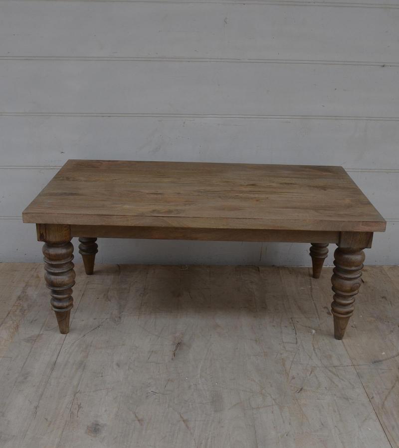 SOLID WOOD COFFEE TABLE