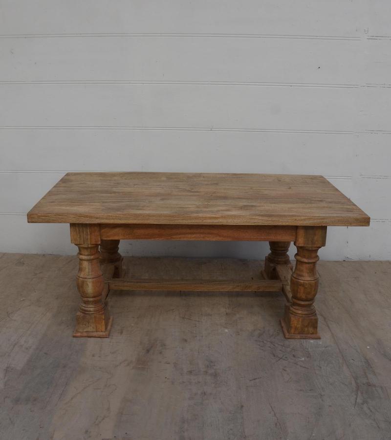 SOLID WOOD COFFEE TABLE