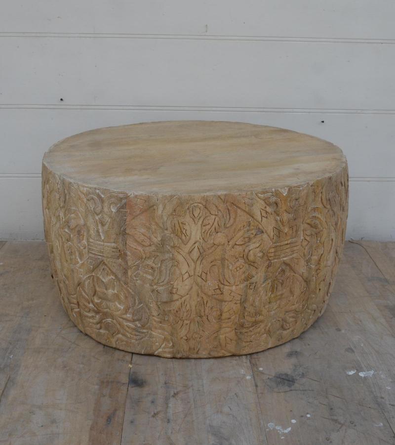 HAND CARVED SOLID WOOD ROUND COFFEE TABLE