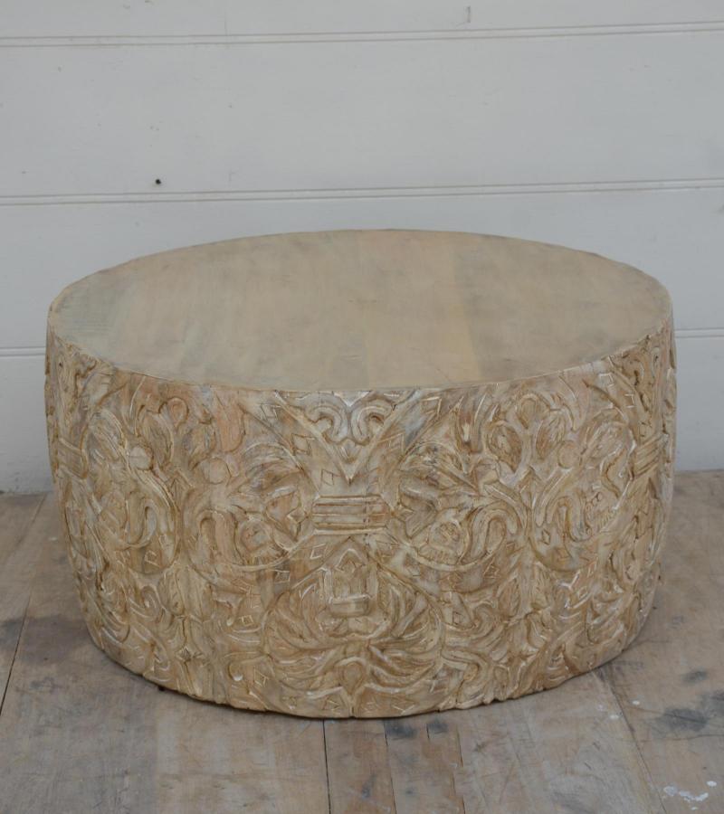 HAND CARVED SOLID WOOD ROUND COFFEE TABLE