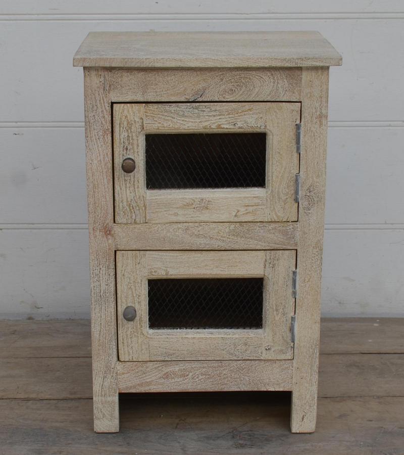 SOLID WOOD 2 DOOR END TABLE / NIGHTSTAND