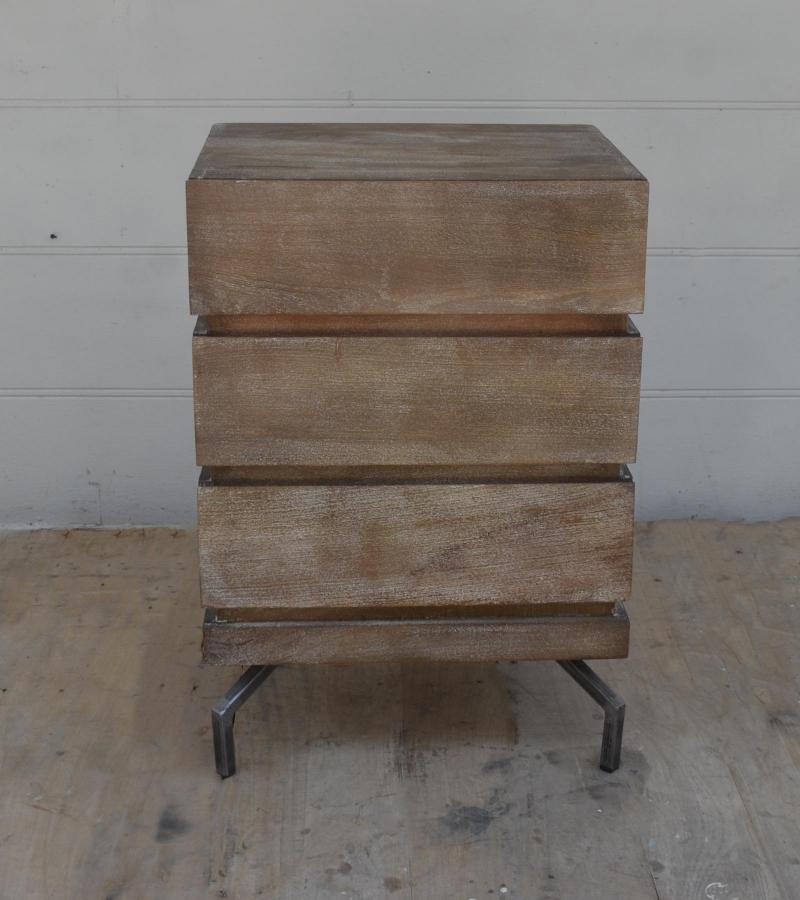 SOLID WOOD 3 DRAWER END TABLE / NIGHTSTAND