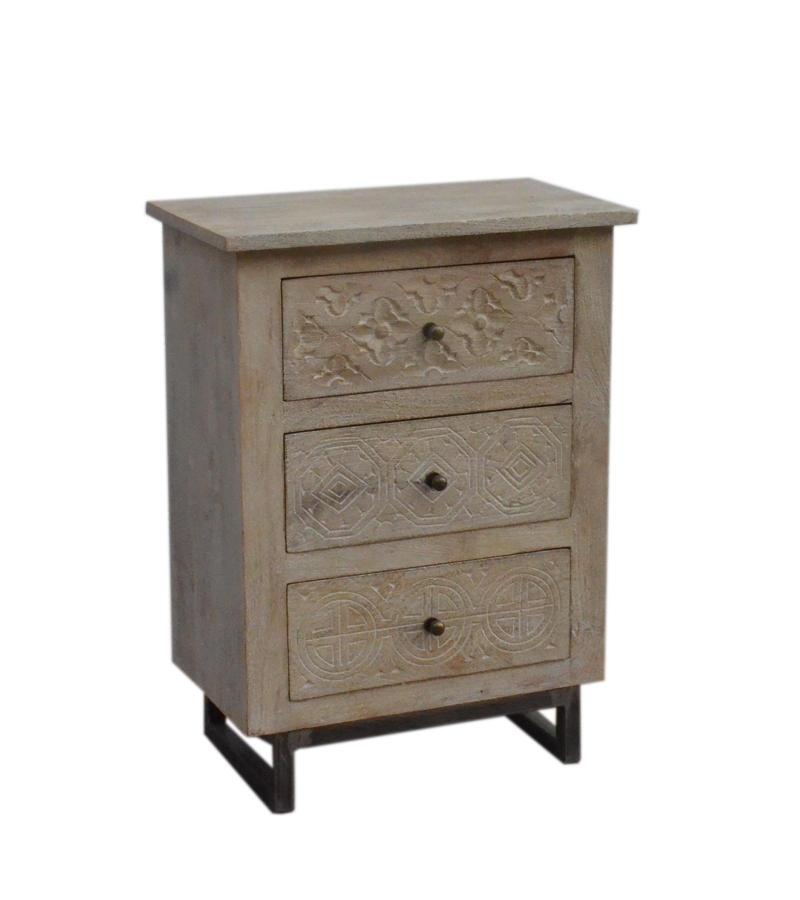 SOLID HAND CARVED WOOD 3 DRAWER NIGHTSTAND / END TABLE